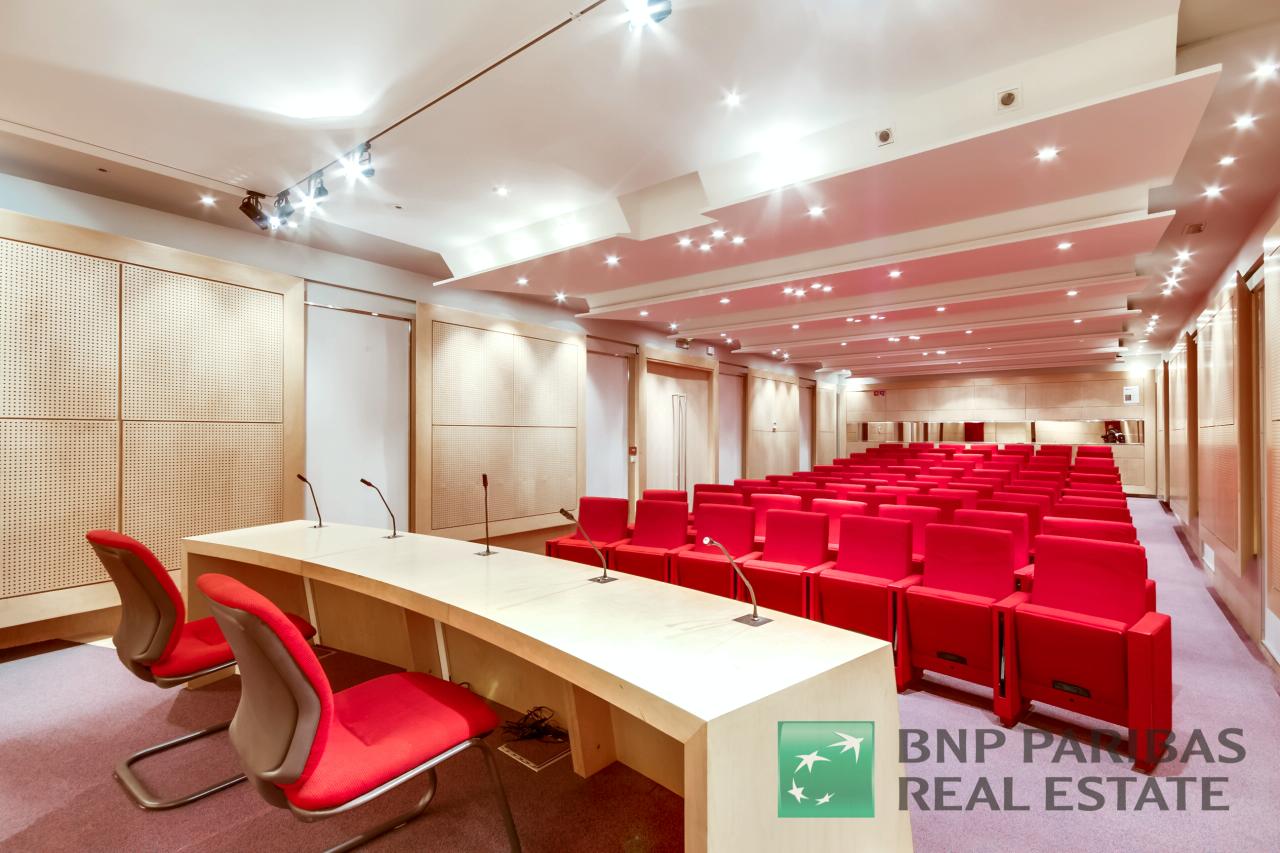 Bureau Paris 2519m² Location bureau Paris OLBUR2313195 10